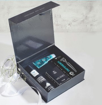 Shave And Dazzle Kit