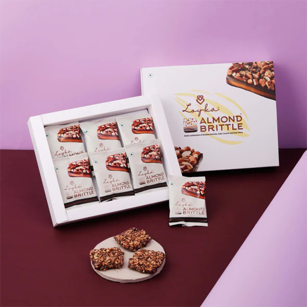 Loyka Almond Brittle 7 Piece Box 119 Grams