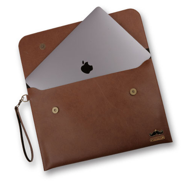 Personalized Leather Laptop/Macbook Sleeve – Light Brown 13’Inches