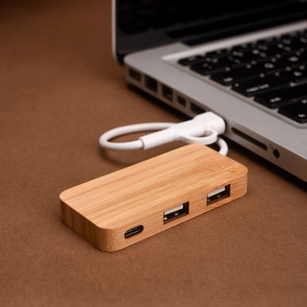 Cedar Multi-Charging Usb Hub Wah9001