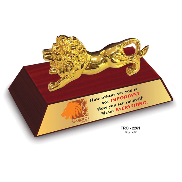 Golden Lion Memento Tro-2261 (4.5 Inches)
