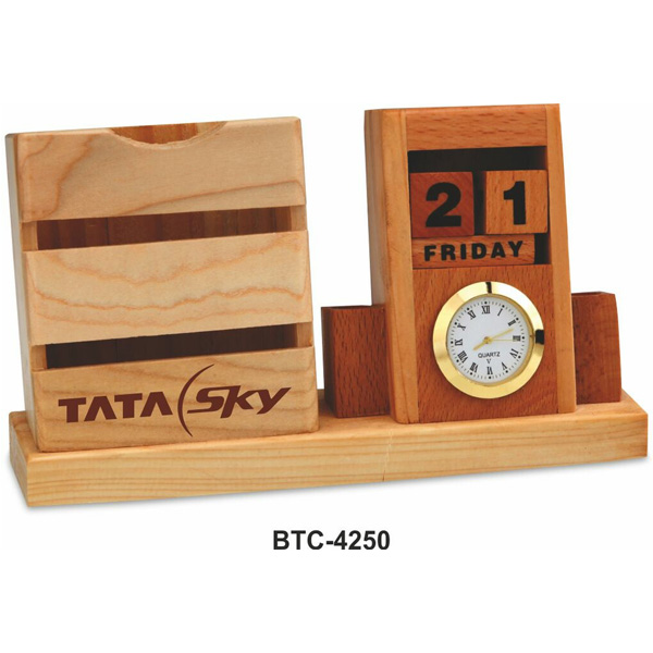 Wooden Perpetual Calendar With Clock Btc - 4250