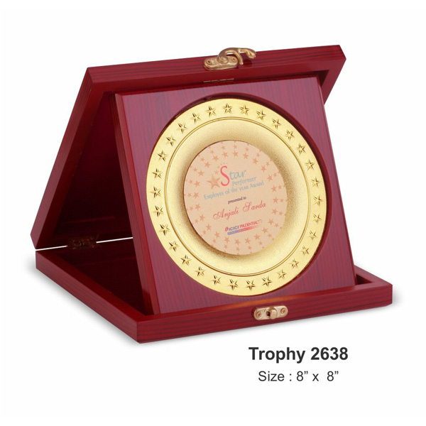 Round Shield Plaque With Wooden Box Tro-2638 (8*8 Inches)